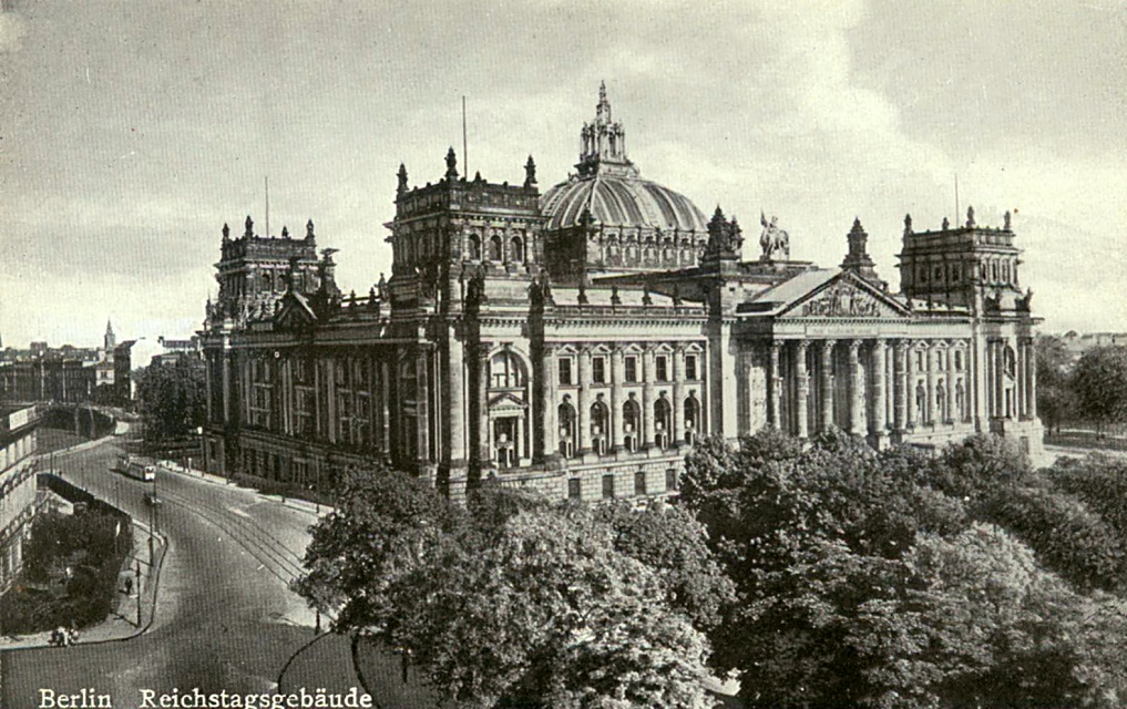Reichstagsgebäude um 1920