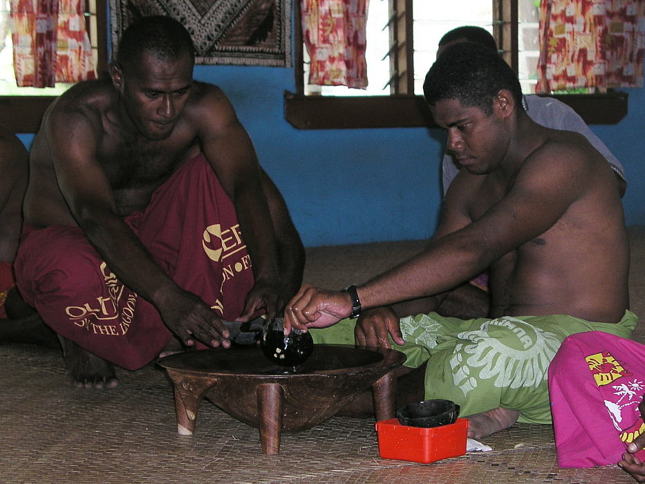 Kava Zeremonie auf den Fidschi-Inseln
