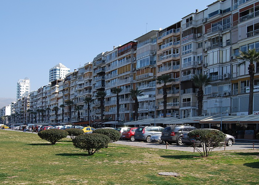 Izmir Atatürk Caddesi