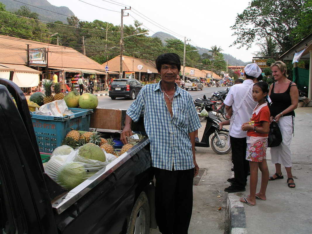 Obstverkäufer auf Koh Chang