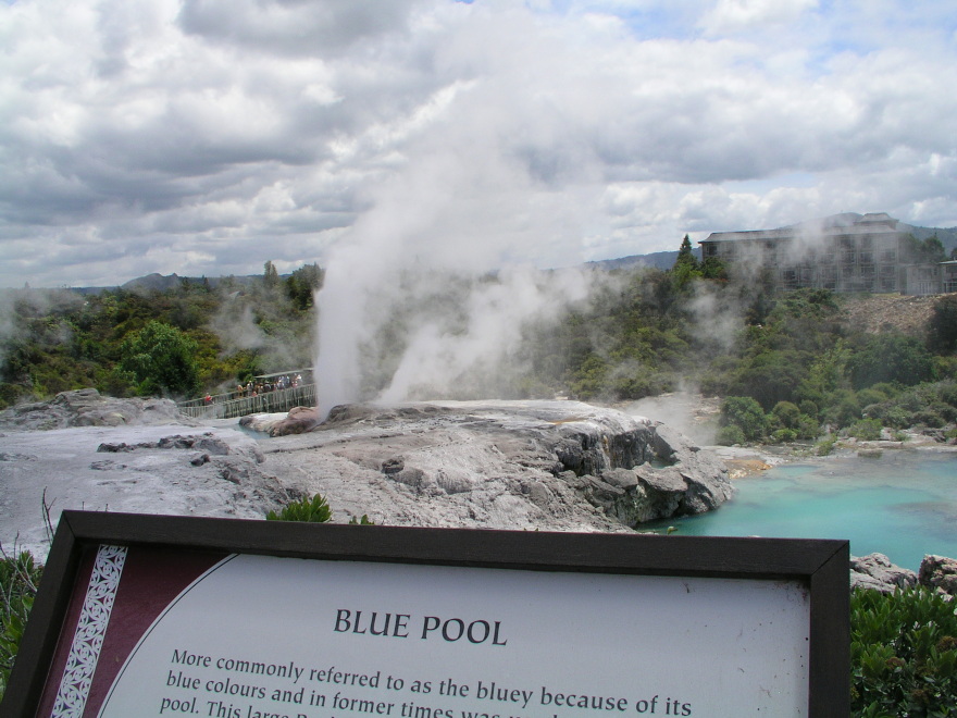 Rotorua Geyser am Blue Pool