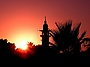 Sonnenuntergang hinter einer Moschee bei Hurghada