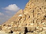 Der Pharao Chufu (Cheops) ließ den Bau um 2560 vor unserer Zeitrechnung errichten