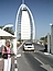 Burj Al Arab: Standesgemäß findet der Transfer mit Luxuskarossen statt.